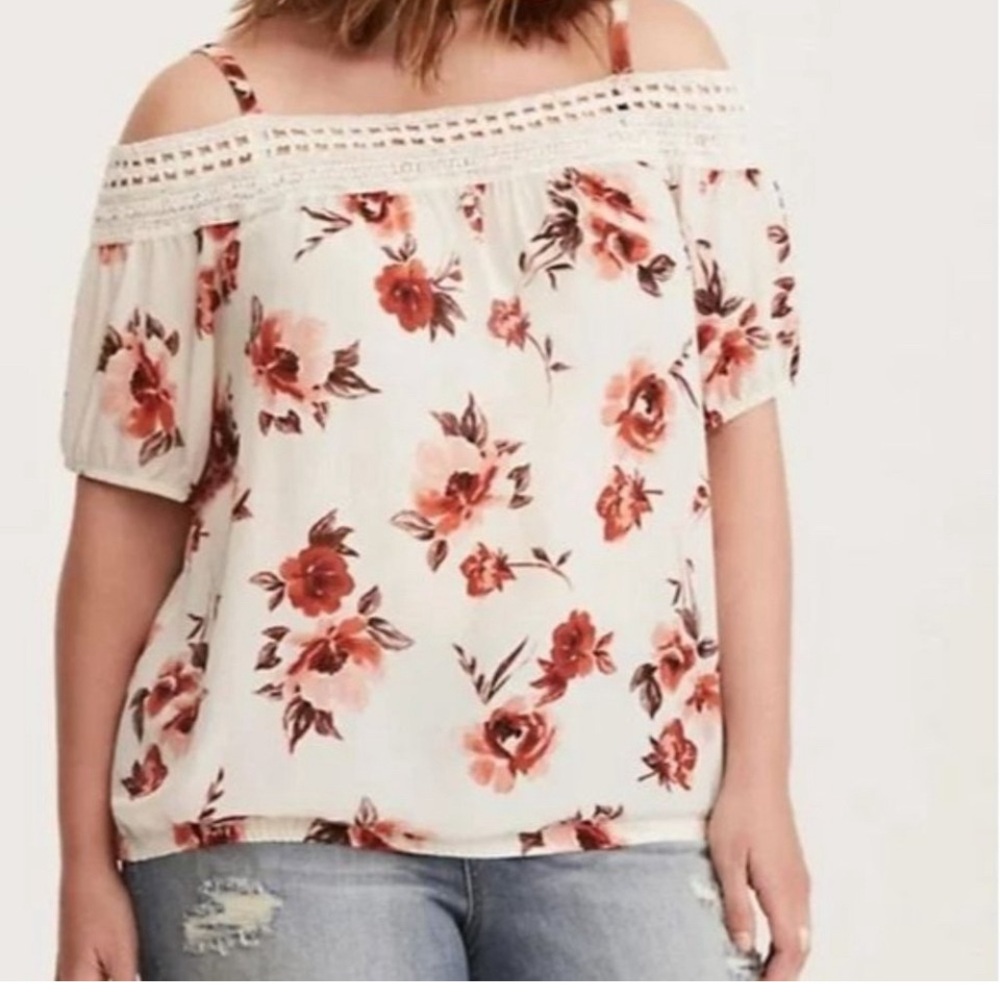 Torrid Womens Lace Cream Floral Georgette Sz 2X